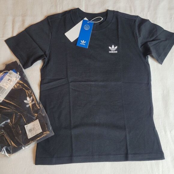 Boys size XS 7/8 adidas ombre flame trefoil - Picture 2 of 2